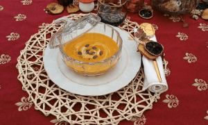 Crema de calabaza: una receta de otoño para servir bonito
